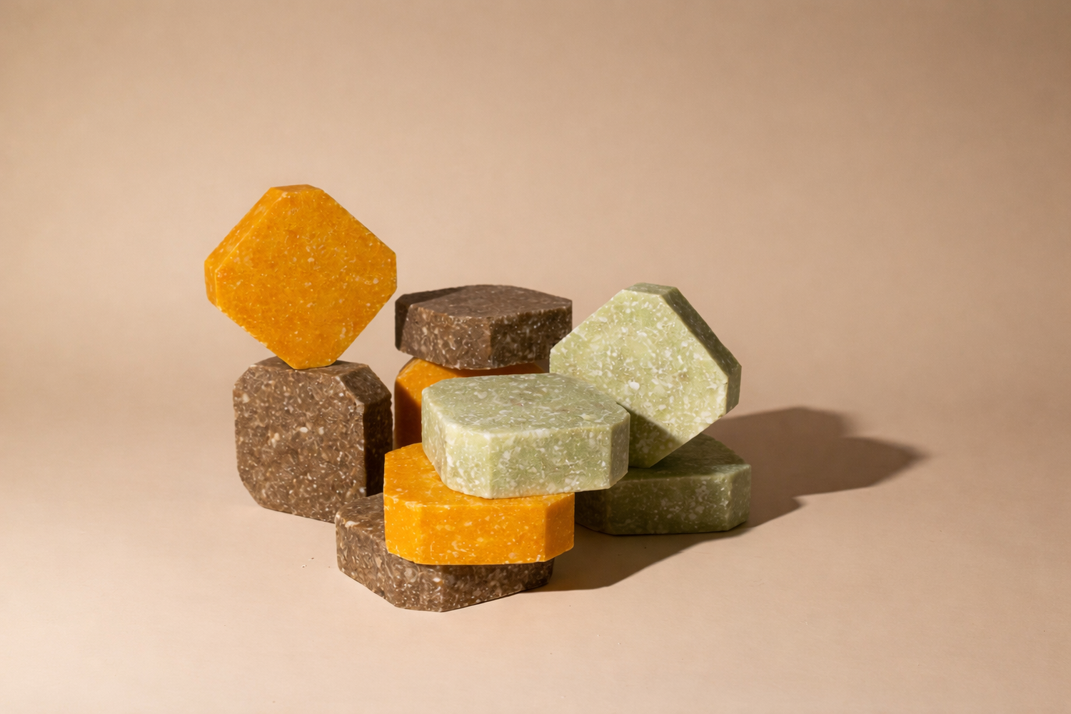 Karmic skin - blog - Best anti-frizz hair products with natural ingredients displayed on clean minimal background