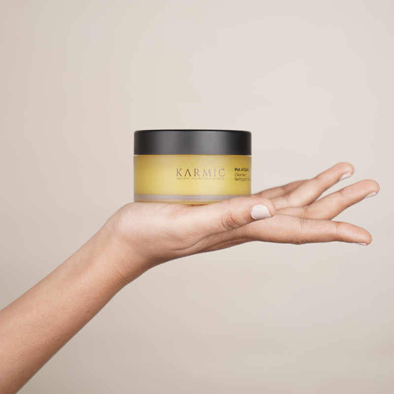 7 Best Practices for Cleansing Your Face: the expert's Dos and Don'ts